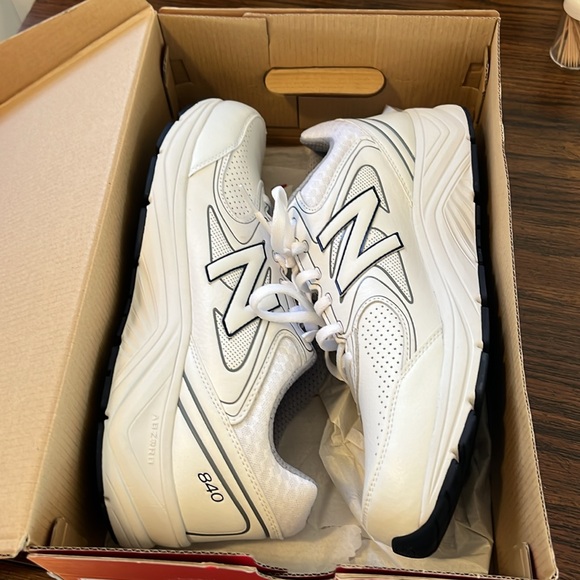 New in box: NEW BALANCE MW840 men’s walking shoe size 13D. ABZORB. Leather upper - Picture 11 of 12